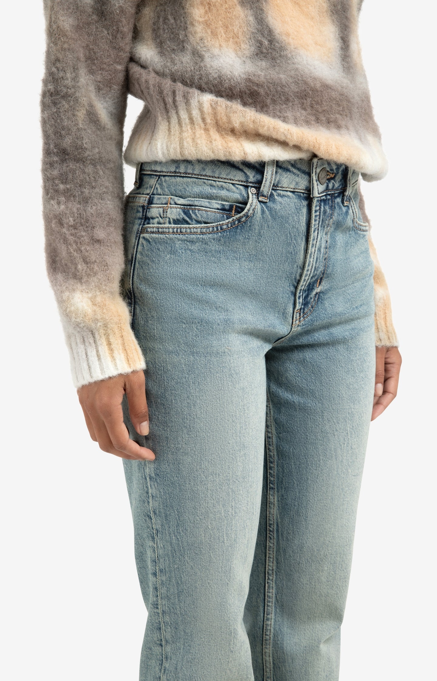 Woven wide leg trousers with belt