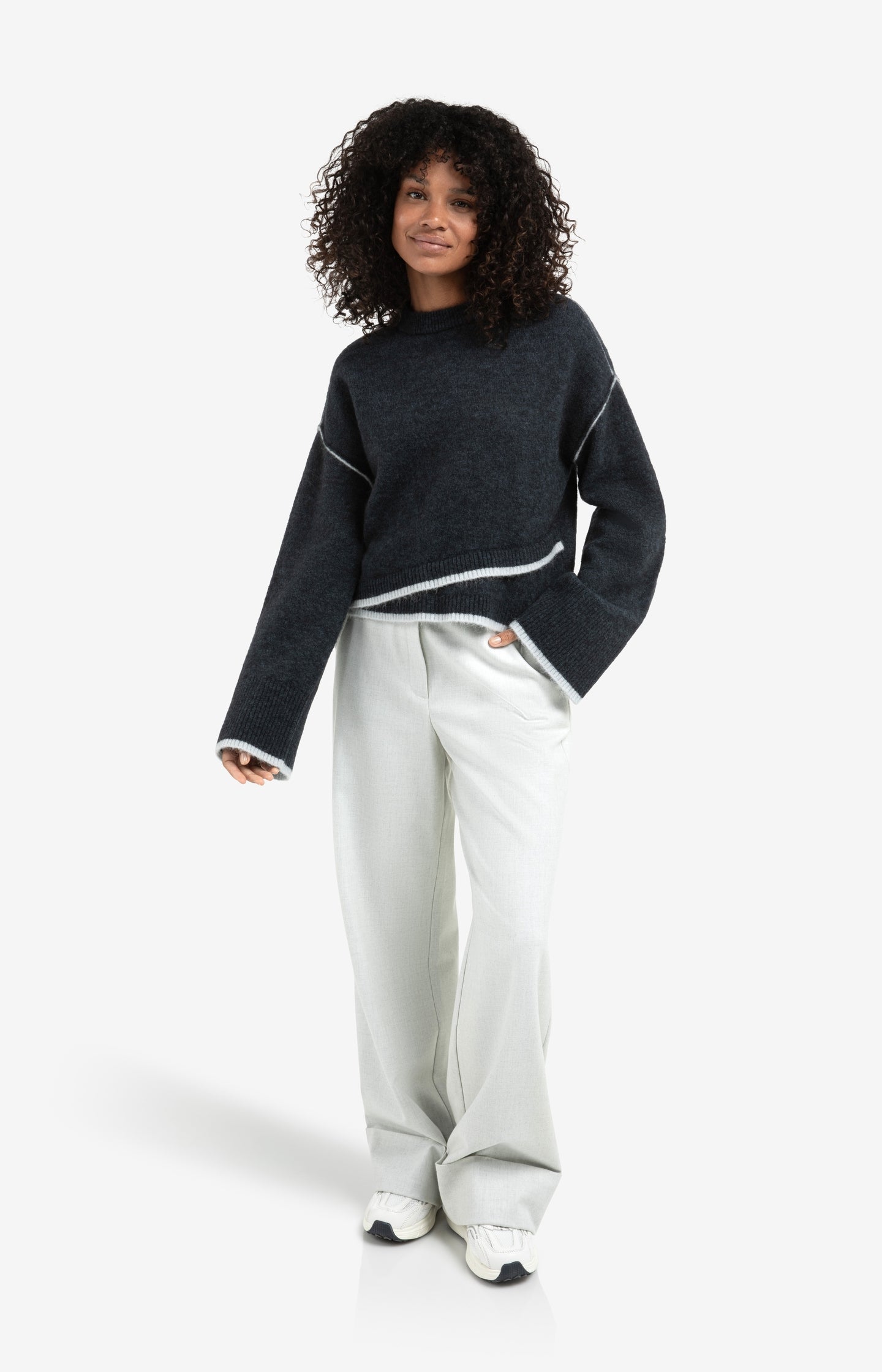 Woven wide leg trousers with belt