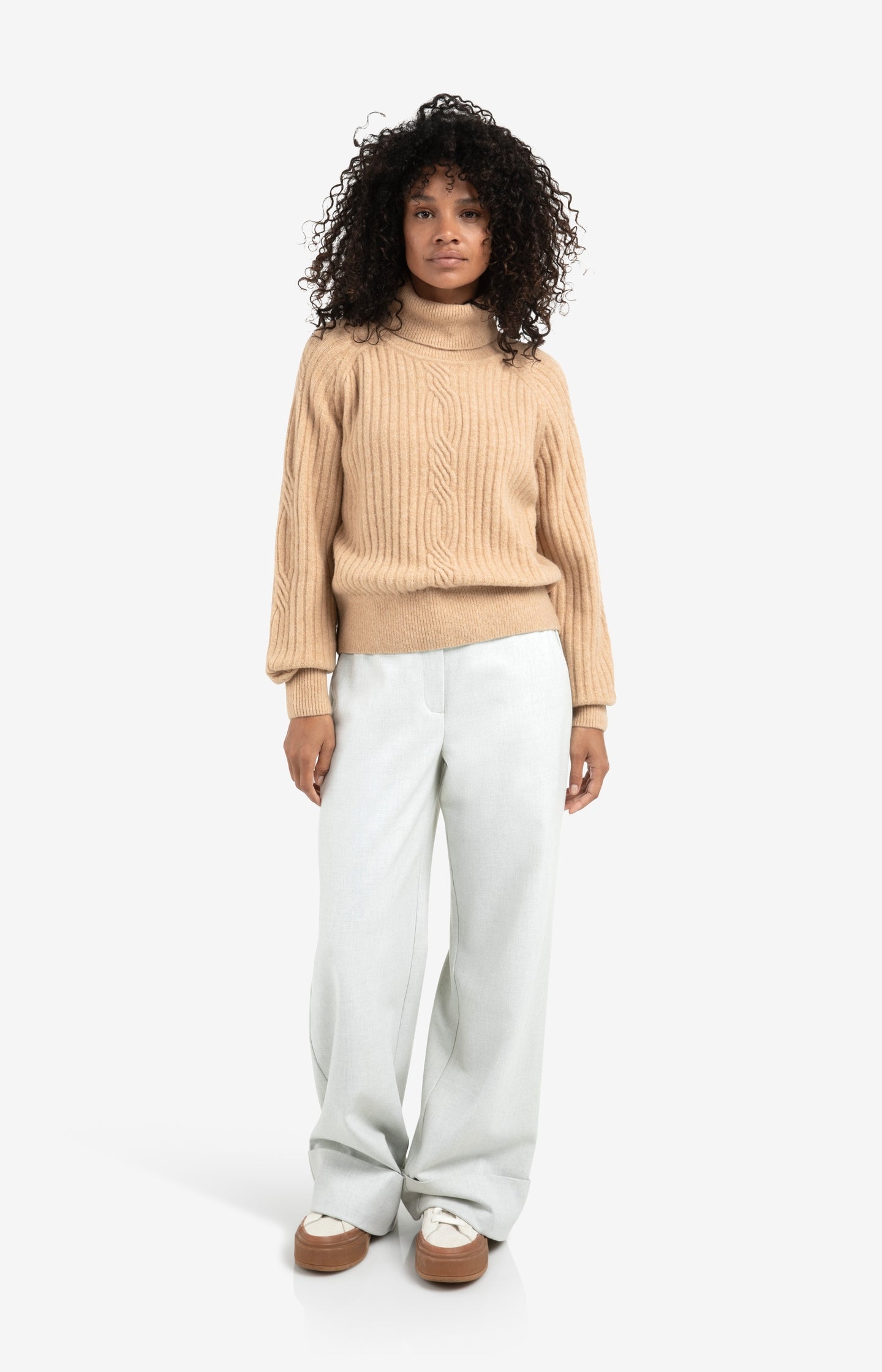 Woven wide leg trousers with belt