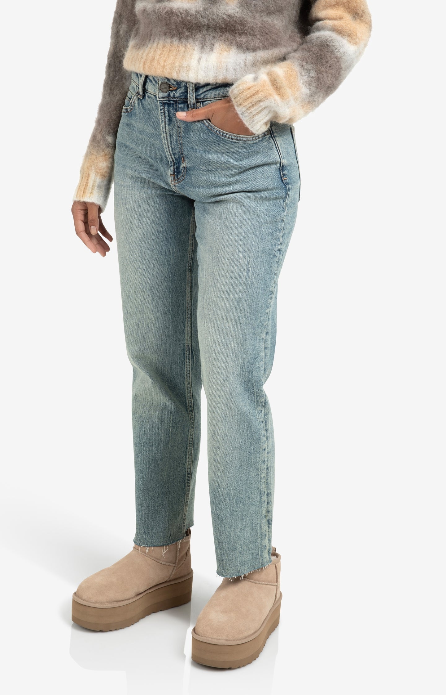 Woven wide leg trousers with belt