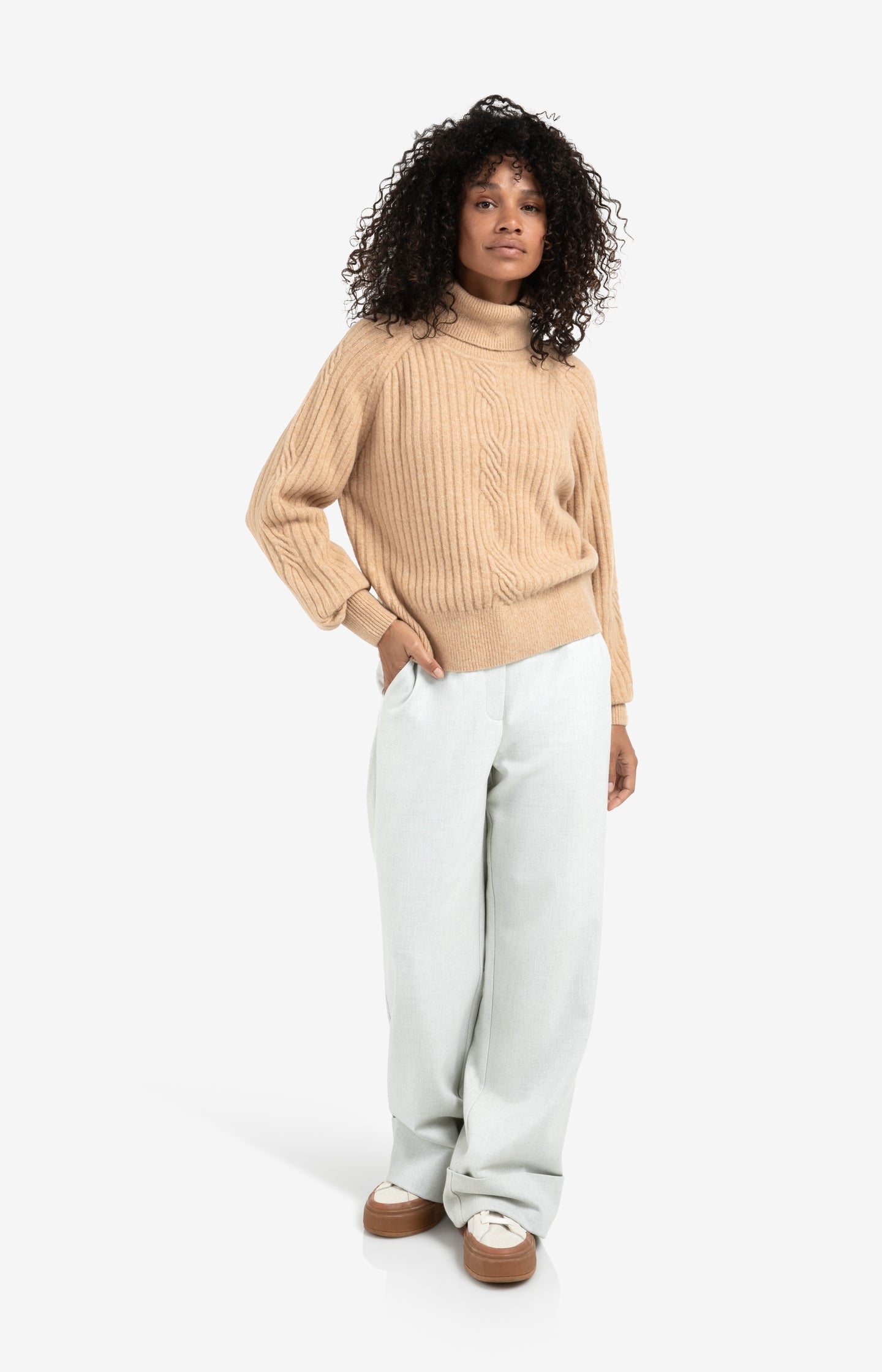Woven wide leg trousers with belt