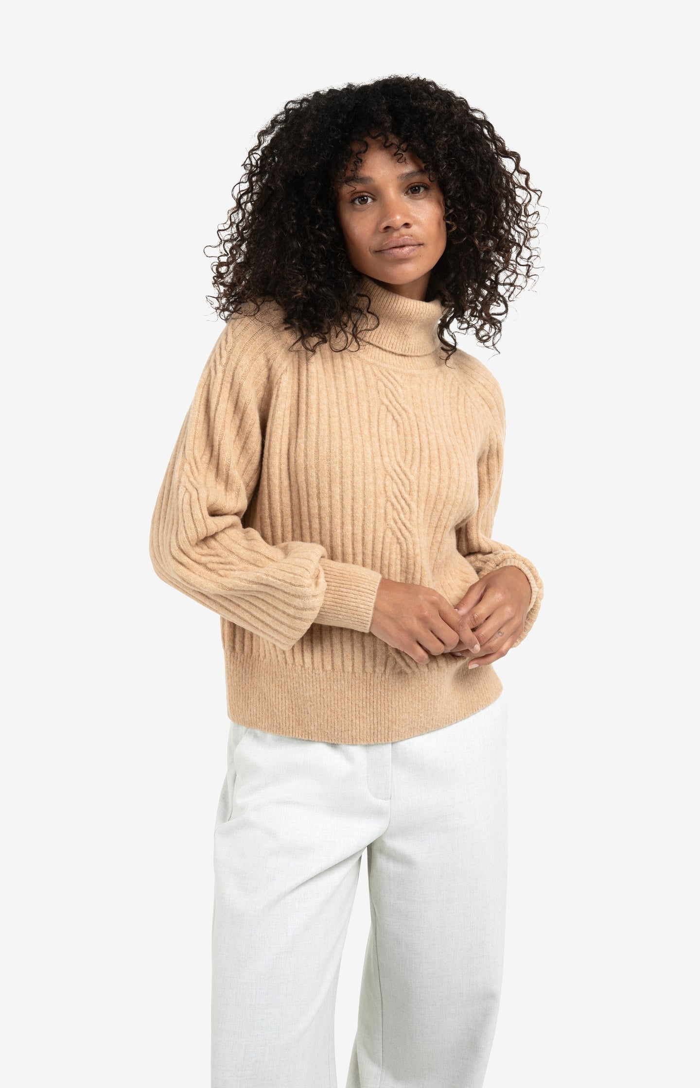 Woven wide leg trousers with belt