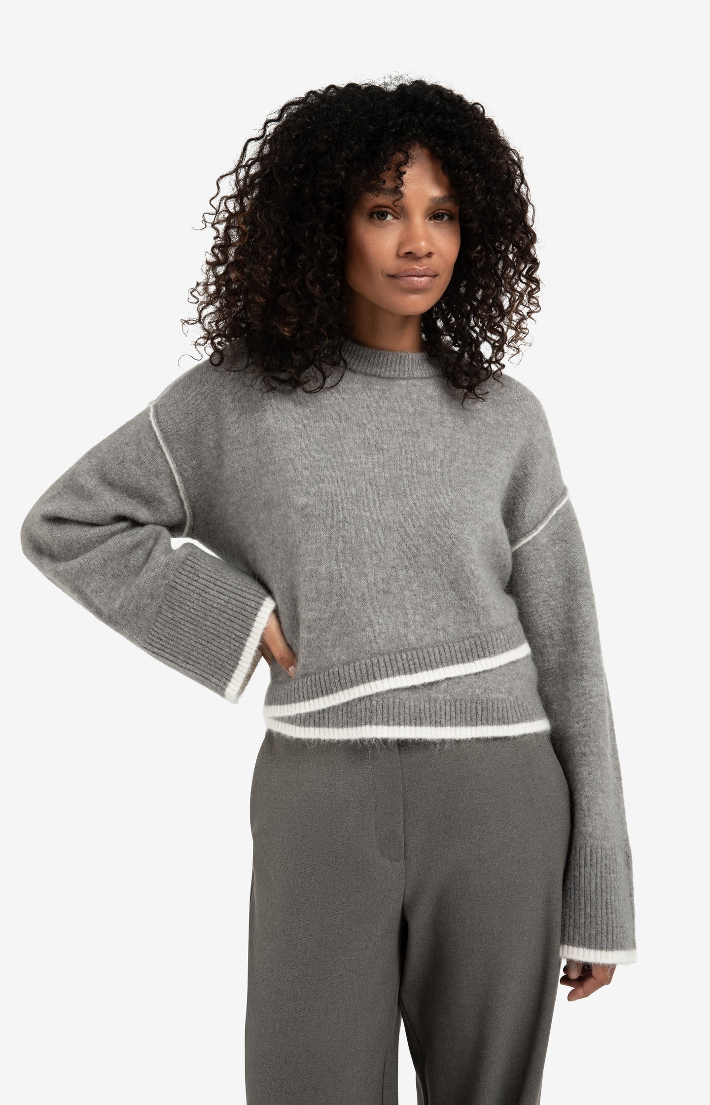 Woven wide leg trousers with belt