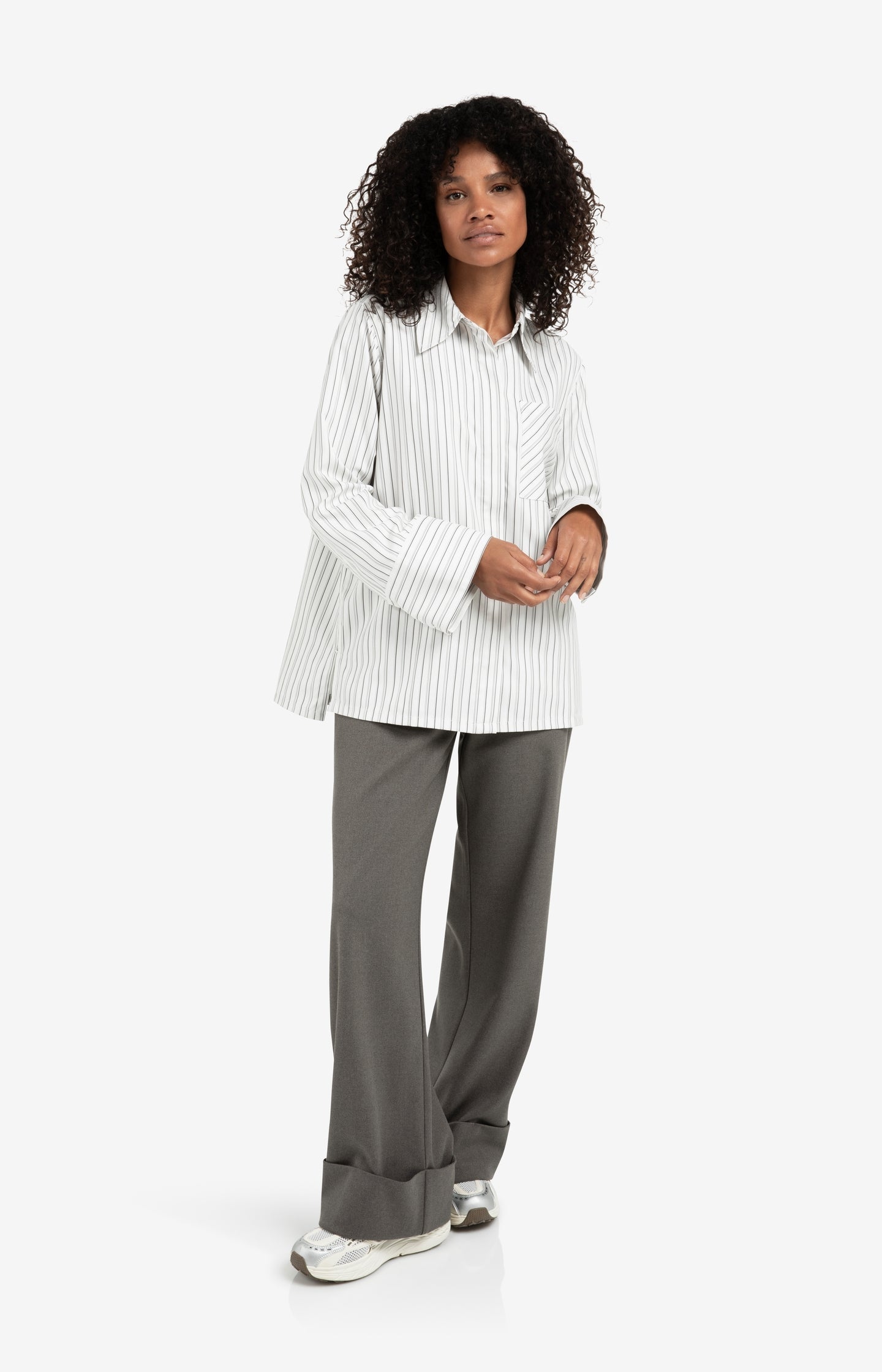 Woven wide leg trousers with belt