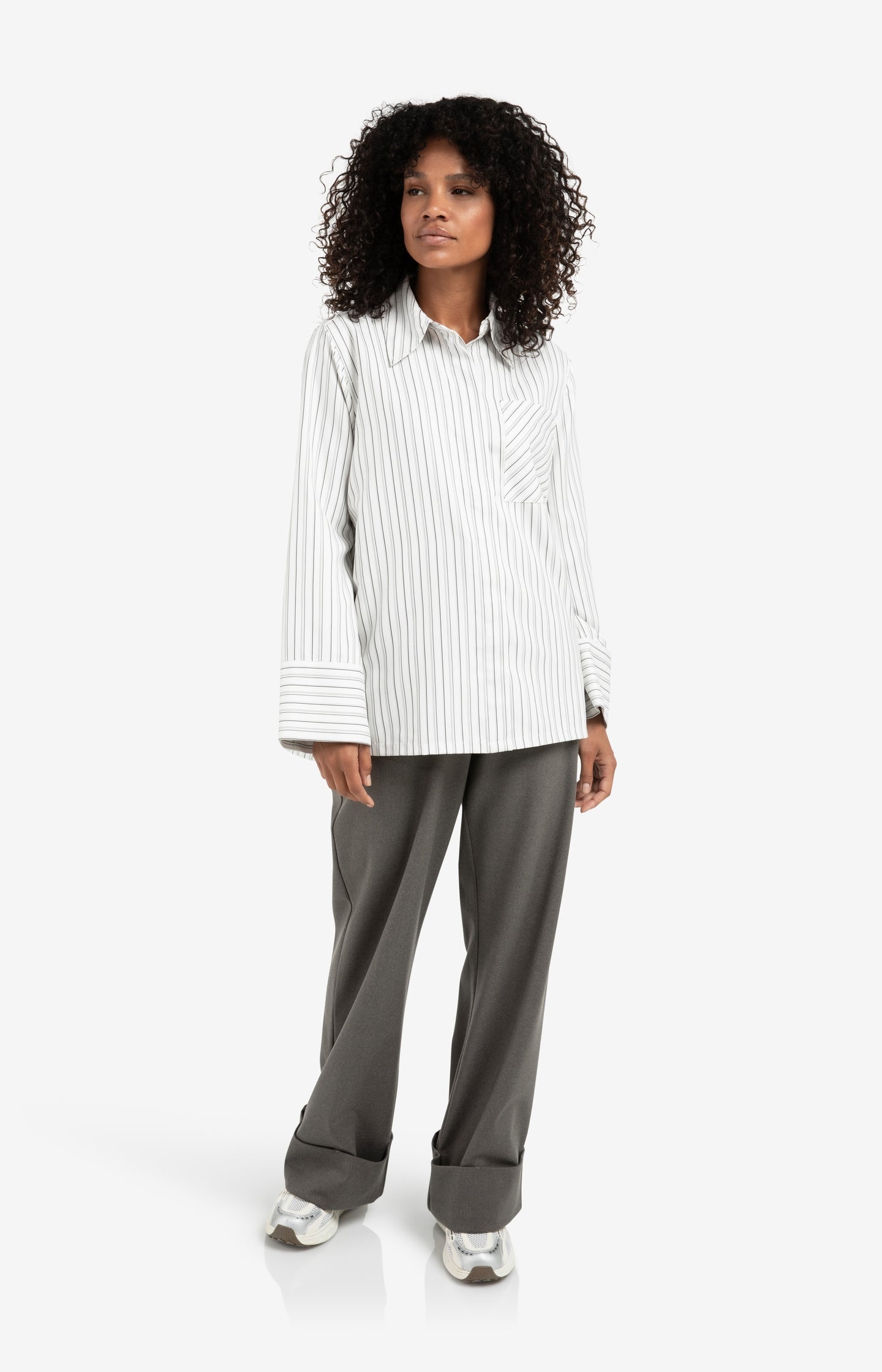Woven wide leg trousers with belt