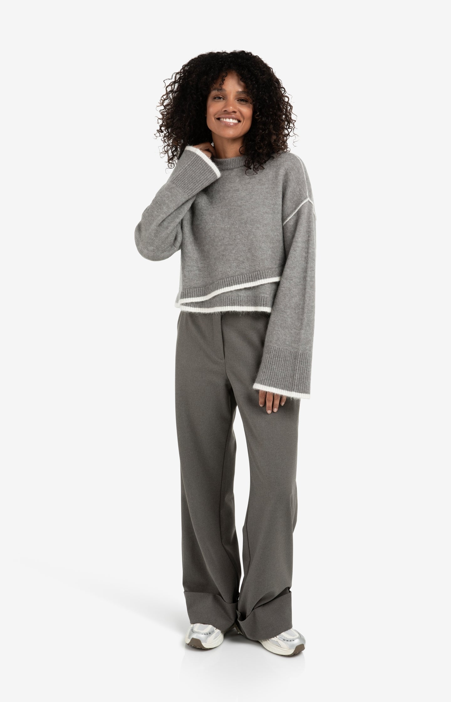 Woven wide leg trousers with belt