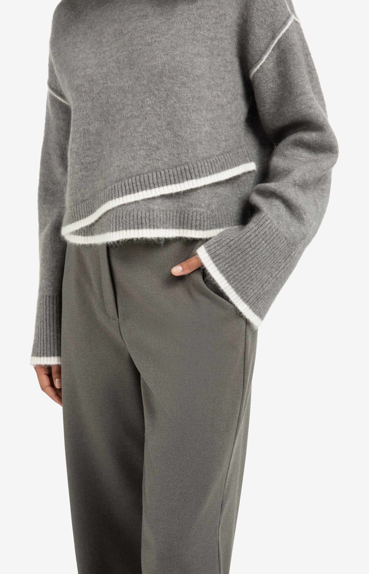 Woven wide leg trousers with belt