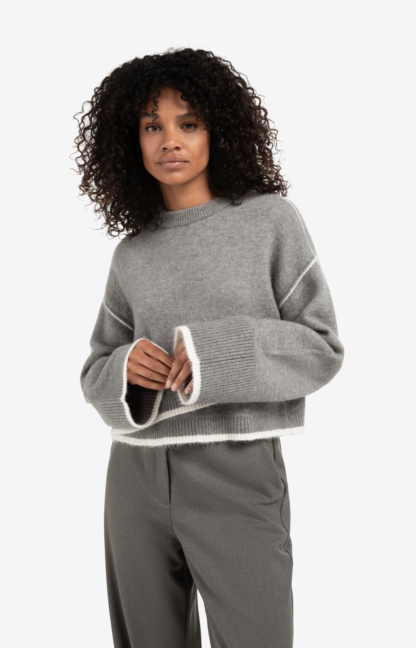 Woven wide leg trousers with belt