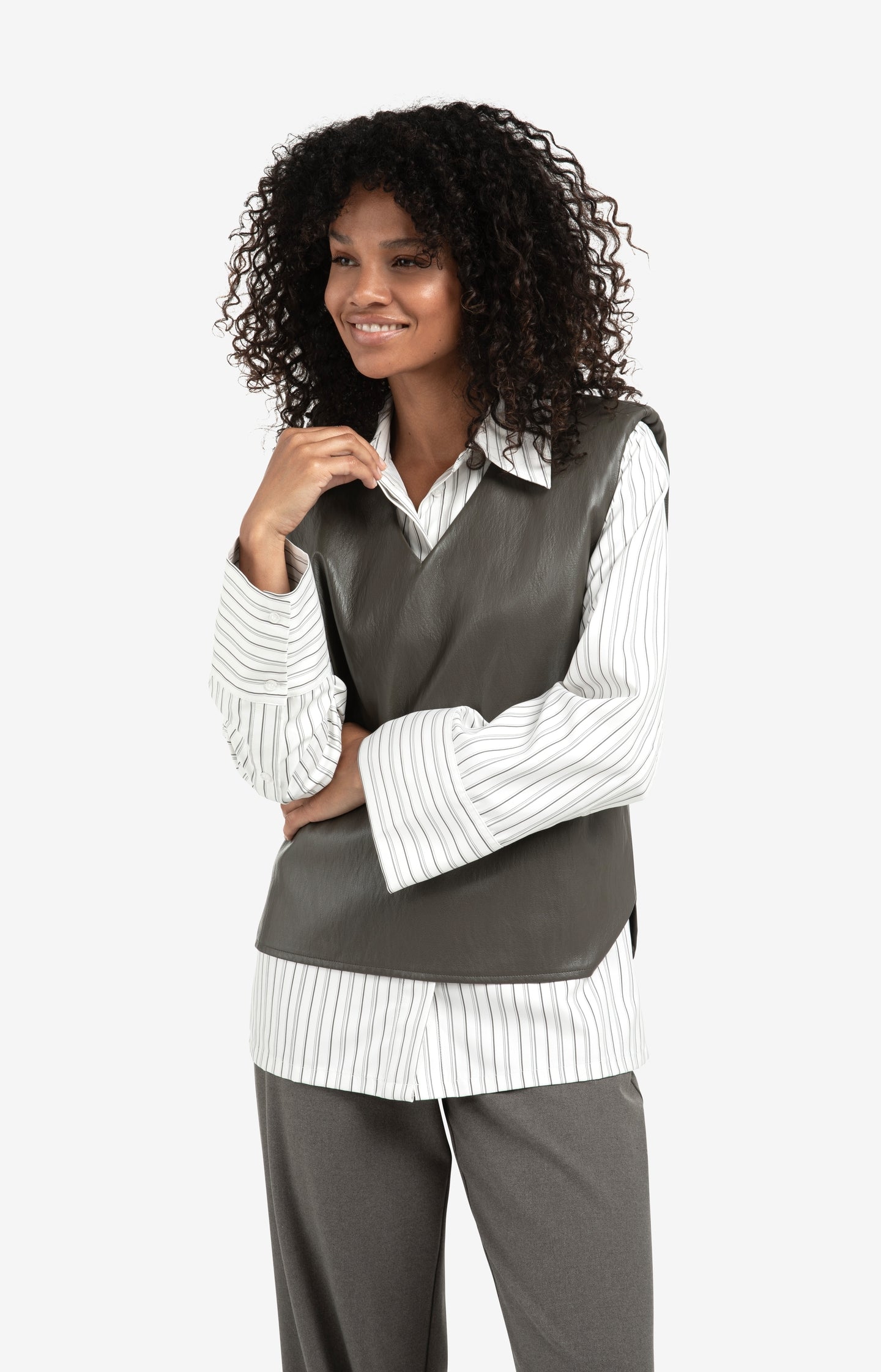 Woven wide leg trousers with belt