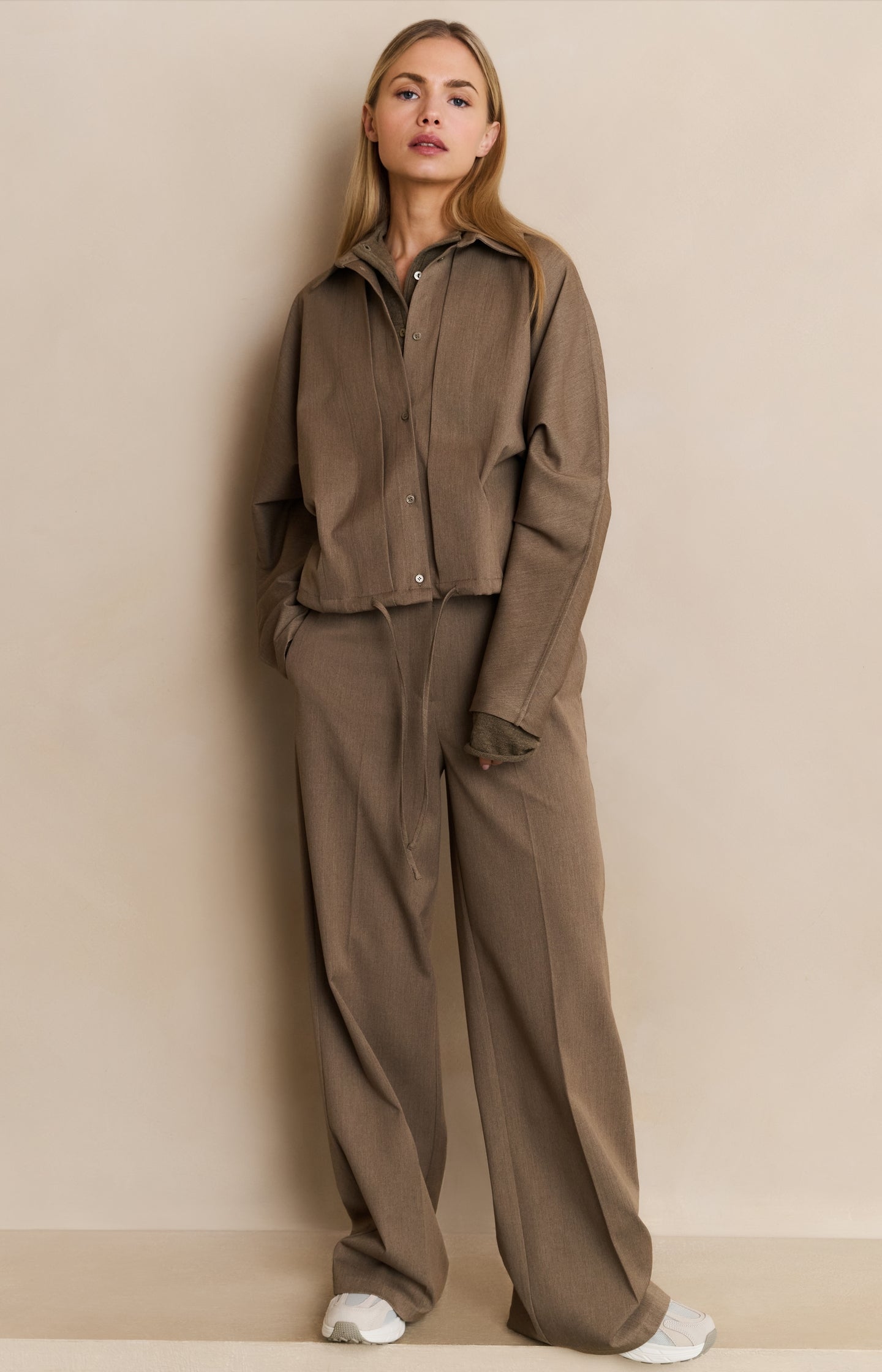 Woven wide leg trousers with belt
