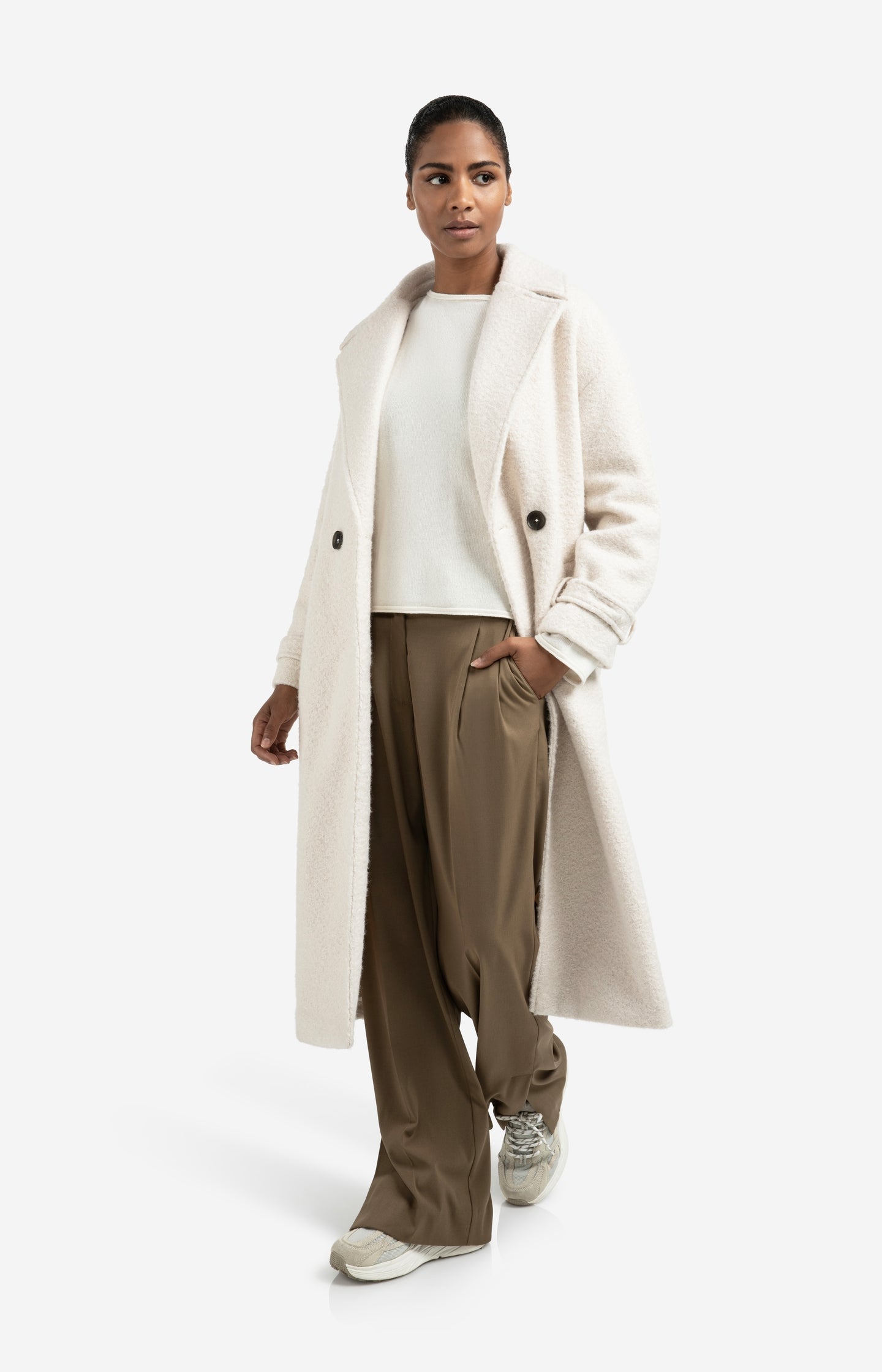Woven wide leg trousers with pocket detail and slit