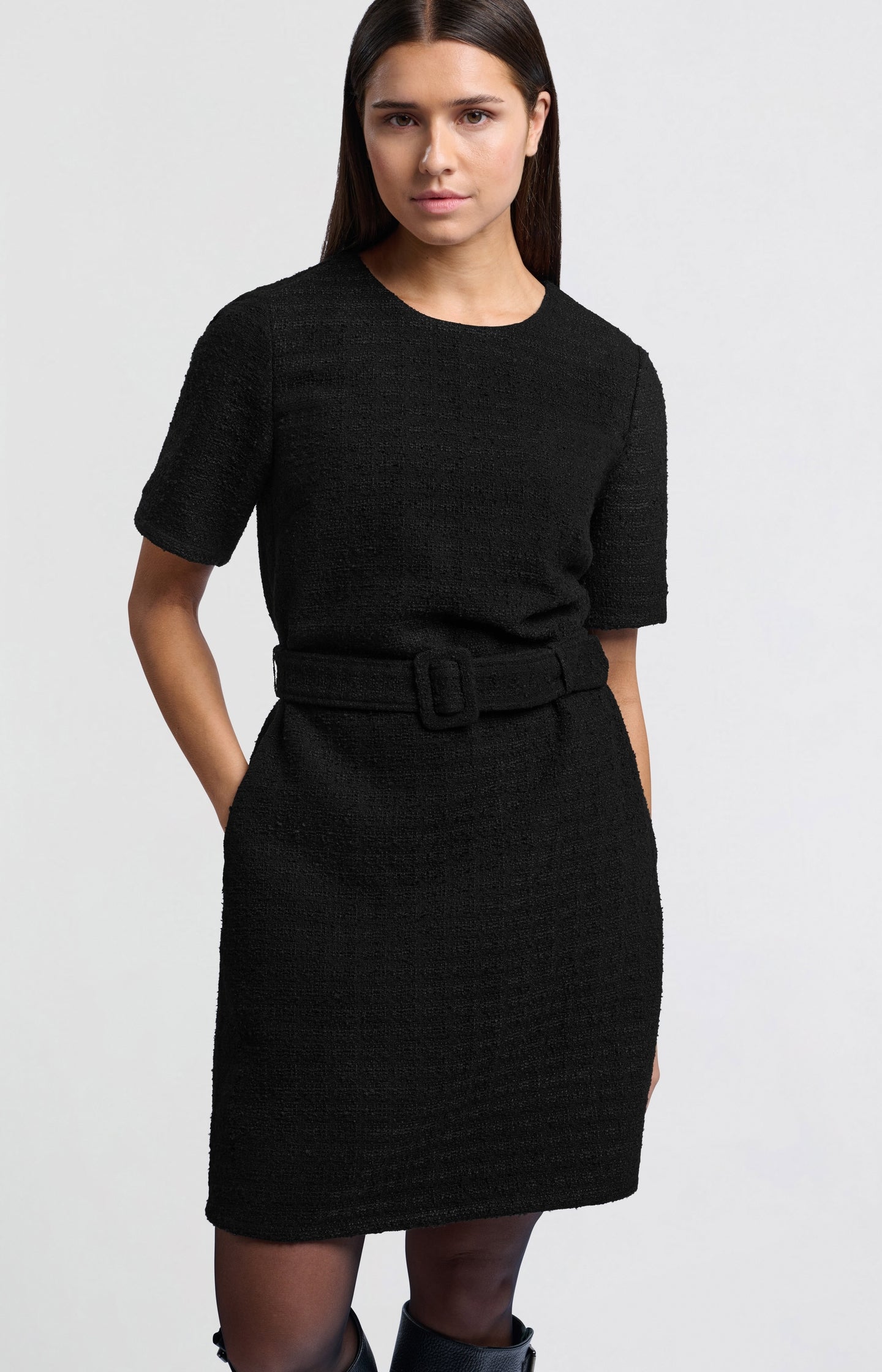 Black dress with belt and half sleeves